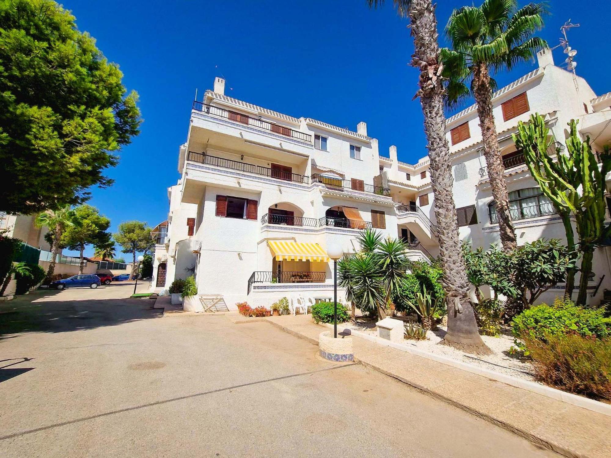 Residential With Pool, 500 Meters To The Beach Ориуэла Экстерьер фото